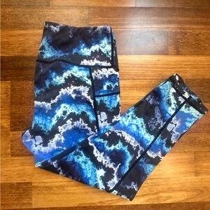 Constantly Varied Gear CVG Retired Capris Leggings Storm size medium